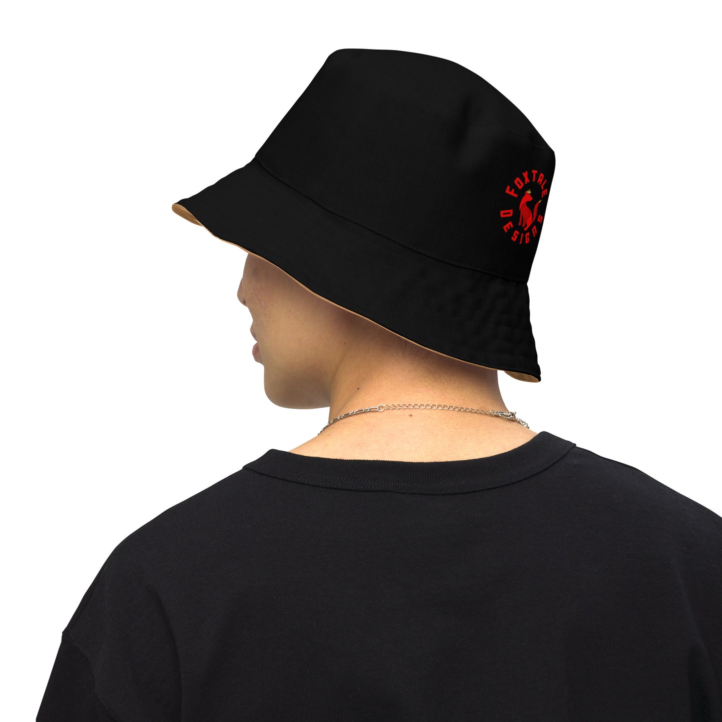 One Piece reversible Bucket hat: Luffy Straw Hat & Red Skull Logo